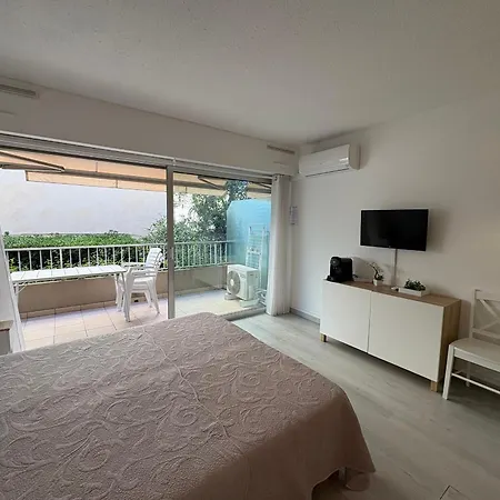 Climatise 2/3 Pers Proche Et Commerces, Balcon, Wi-fi, Parking Dispo - Fr-1-466a-7 דירה