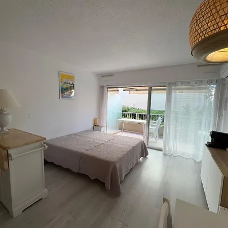 Climatise 2/3 Pers Proche Et Commerces, Balcon, Wi-fi, Parking Dispo - Fr-1-466a-7 公寓 Saint-Raphaël