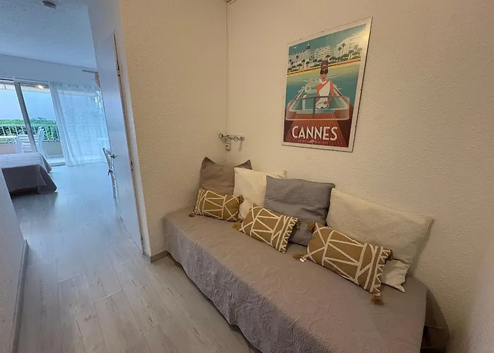 Climatise 2/3 Pers Proche Et Commerces, Balcon, Wi-fi, Parking Dispo - Fr-1-466a-7 公寓 Saint-Raphaël